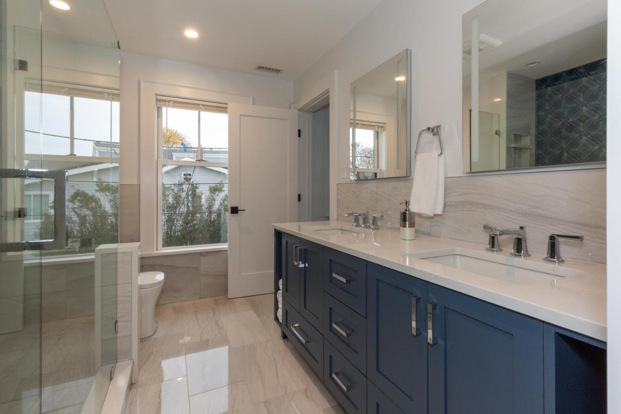 Luxury Oceanfront Bayside Jewel Villa Quincy Exterior photo